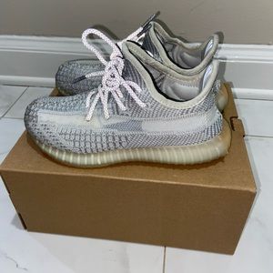 yeezy size 3y